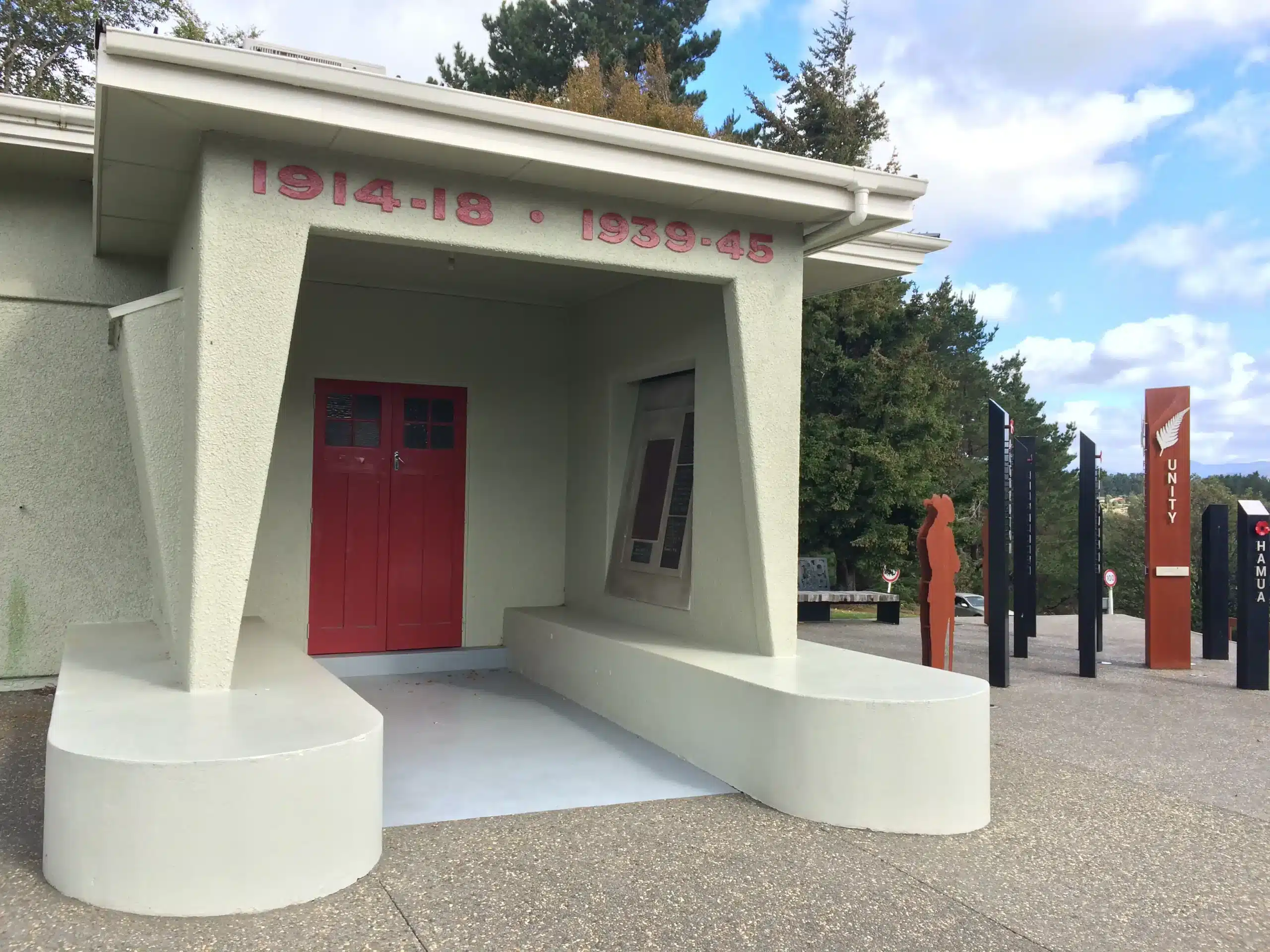 Eketahuna’s war memorial, and a lost dog
